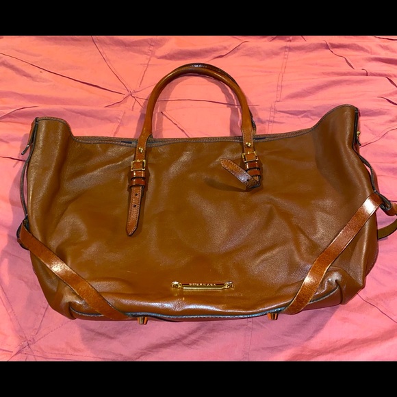 Burberry tote